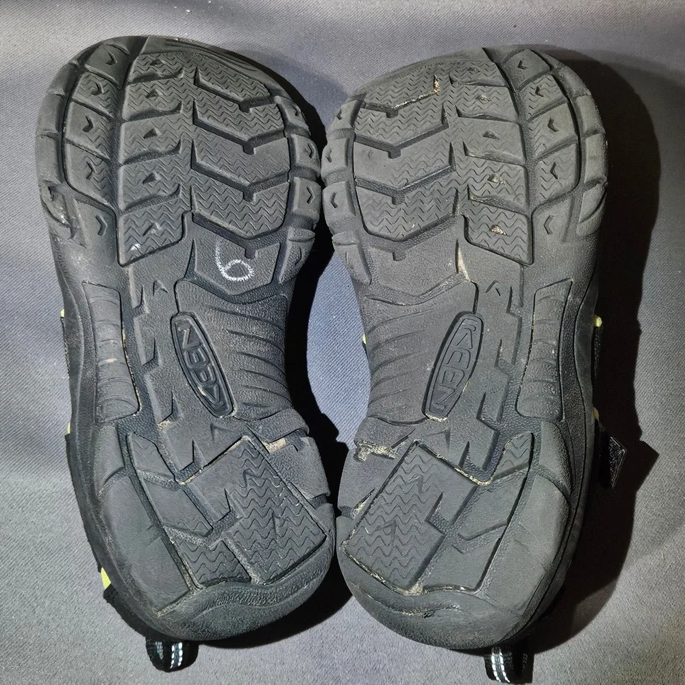Keen Newport H2 Kids Water Sandals Black Lime Green Size 4 US 36 EU 1009965